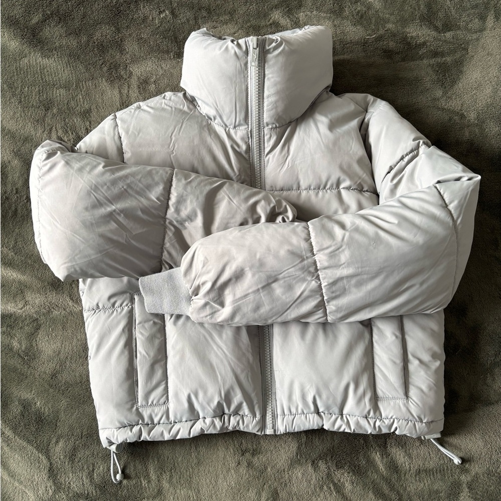 Hollister Ultimate Mini Puffer Jacket (Light Green)